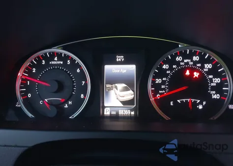 2016 Toyota Camry Le/Xle/Se/Xse z USA, uszkodzony, nr VIN 4T1BF1FK3GU183852